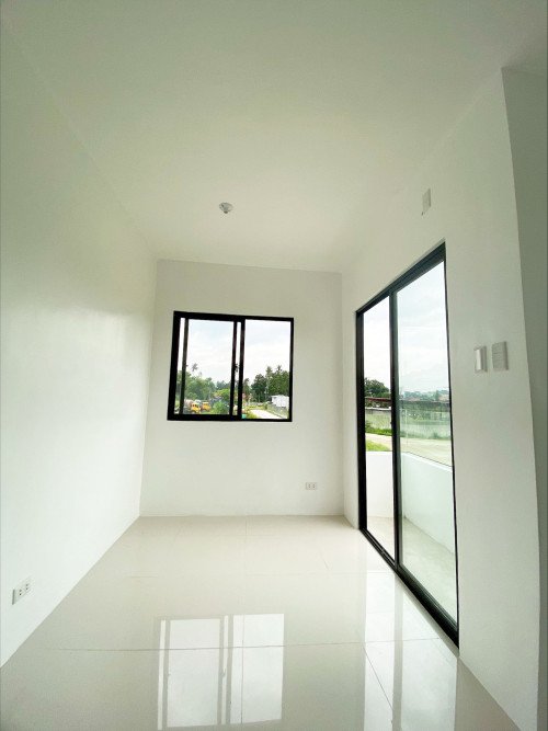 Acropolis Residences